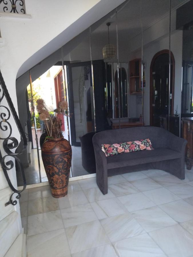 Ostria Apartments Kalives Kalyves Bagian luar foto