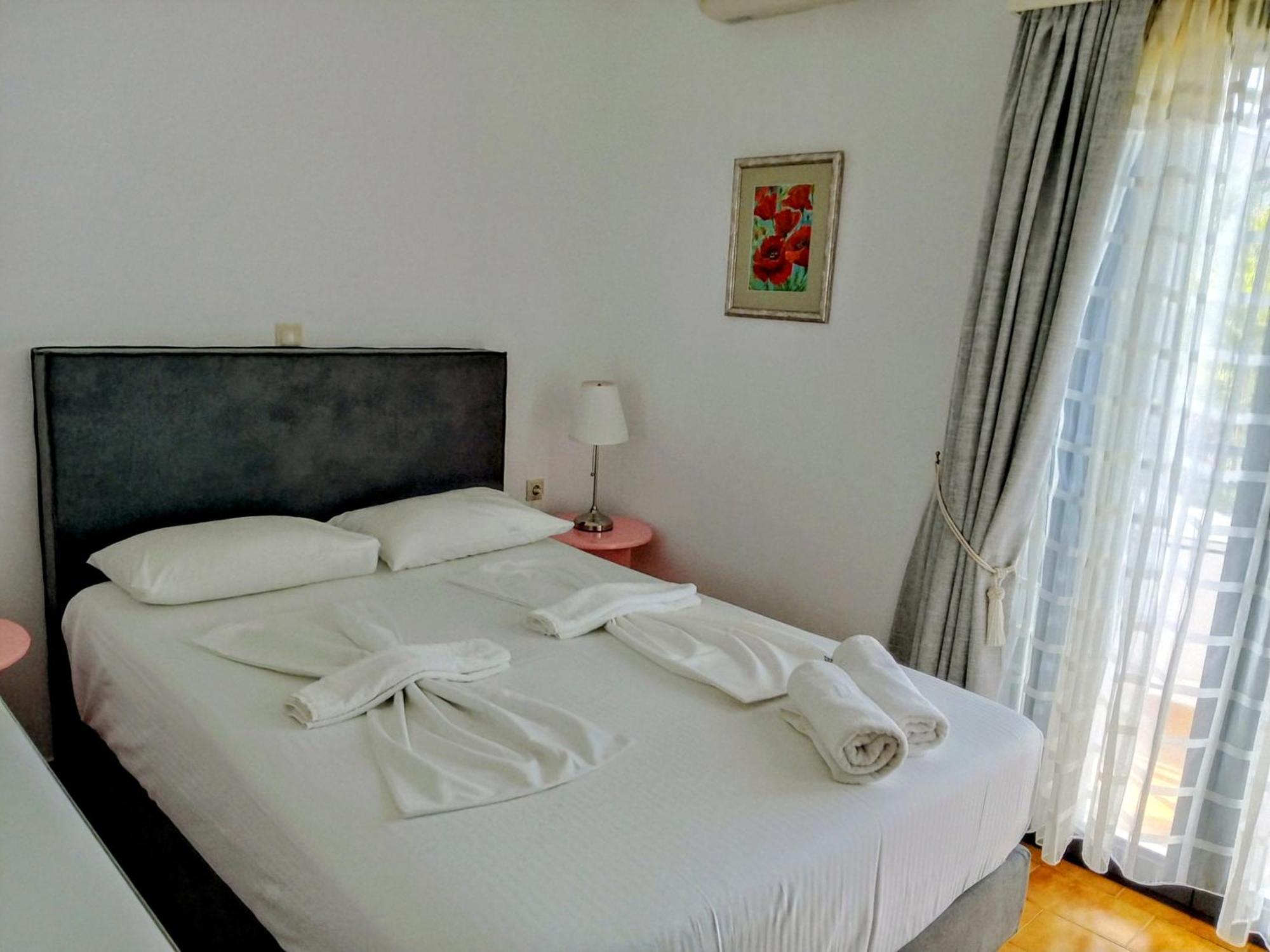 Ostria Apartments Kalives Kalyves Bagian luar foto